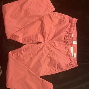 Gap- Girlfriend Khaki